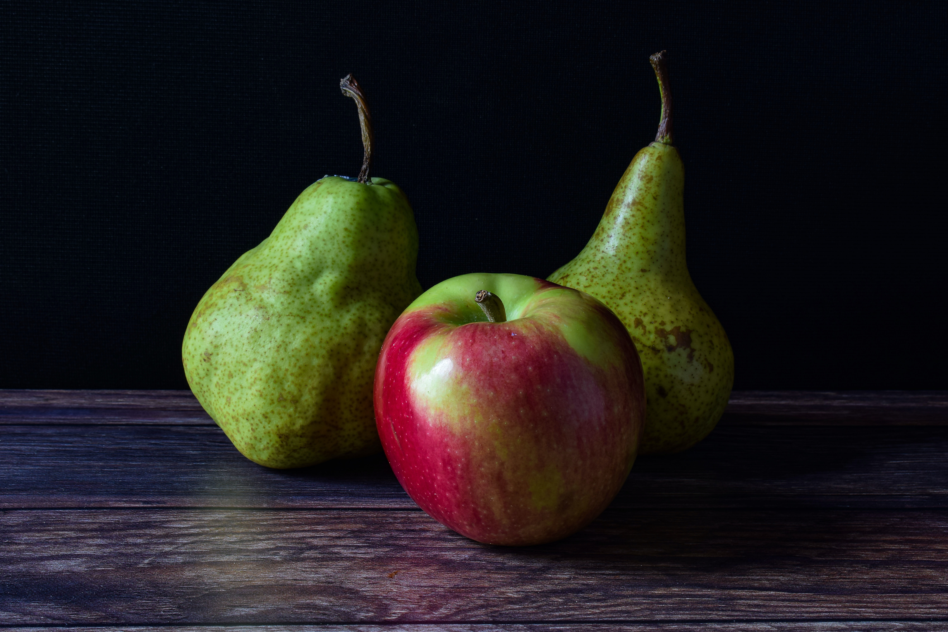 Pears and apples displayed together, showcasing delicious and nutritious fruits rich in fiber for a healthy diet and digestive support
